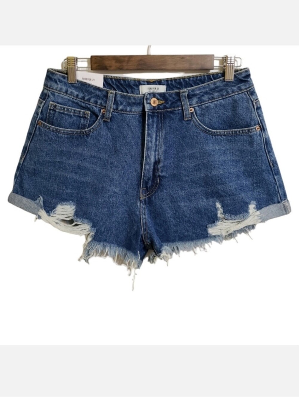 Forever 21 Distressed Denim Shorts Size 31 NWT